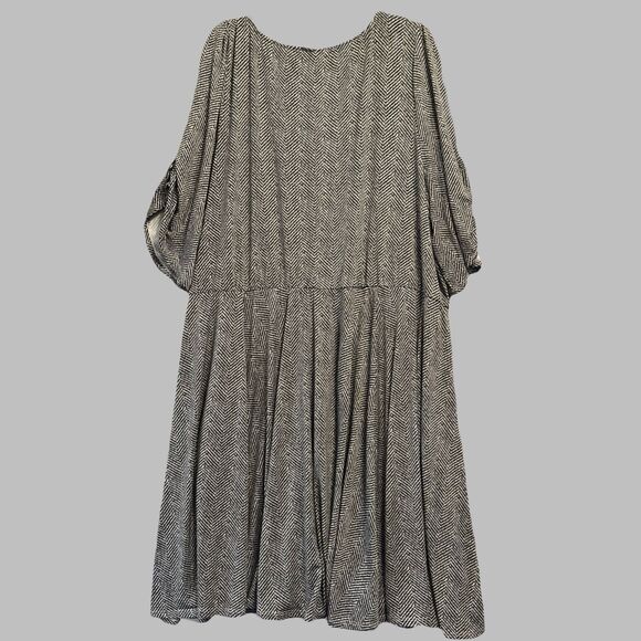 Torrid Mini Studio Knit Cinch Front Skater Dress Babydoll Size 6X Herringbone - Picture 6 of 11